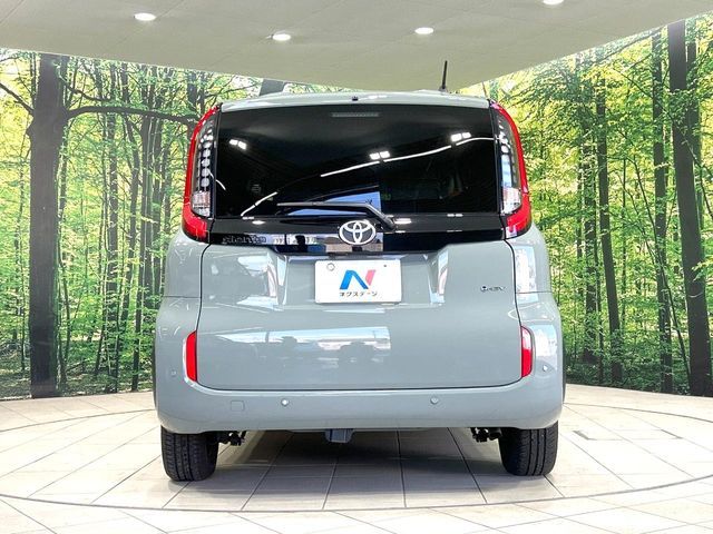 TOYOTA SIENTA HYBRID 2025