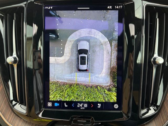 VOLVO VOLVO XC60 2023