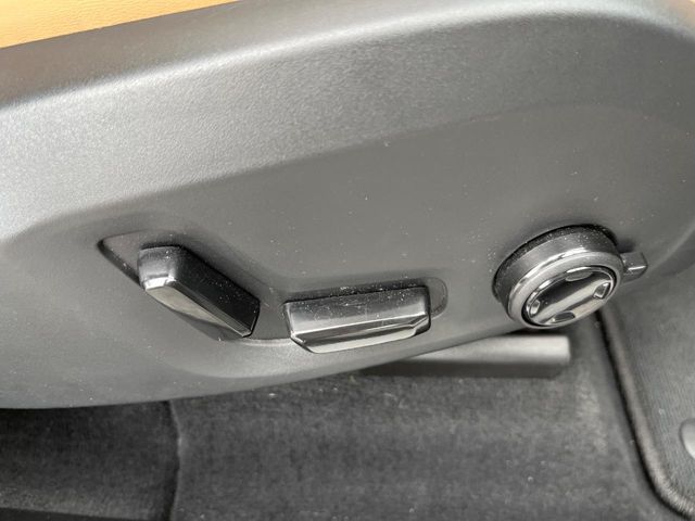 VOLVO VOLVO XC60 2023