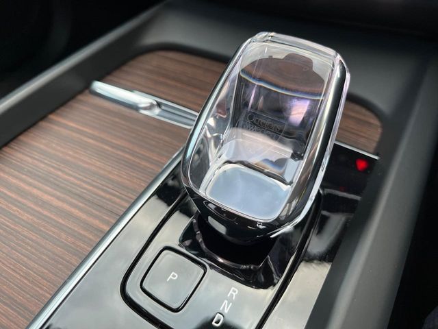 VOLVO VOLVO XC60 2023