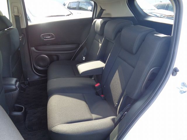 HONDA VEZEL HYBRID 4WD 2016