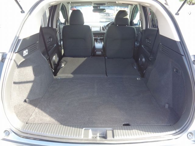 HONDA VEZEL HYBRID 4WD 2016