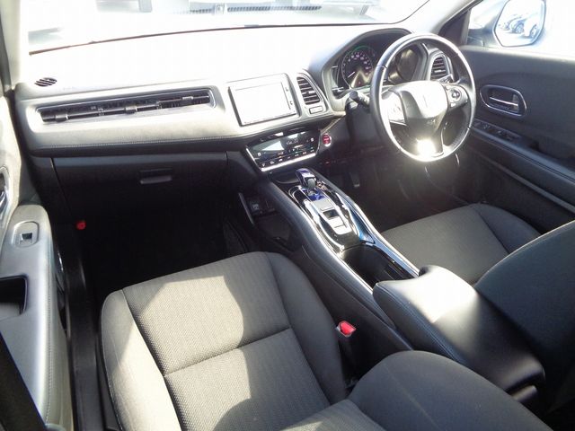 HONDA VEZEL HYBRID 4WD 2016