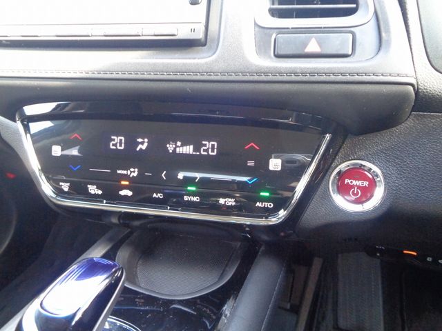 HONDA VEZEL HYBRID 4WD 2016