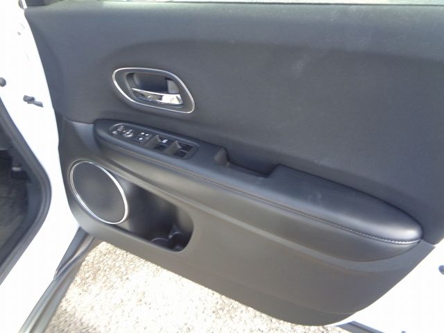 HONDA VEZEL HYBRID 4WD 2016