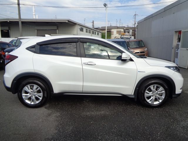 HONDA VEZEL HYBRID 4WD 2016