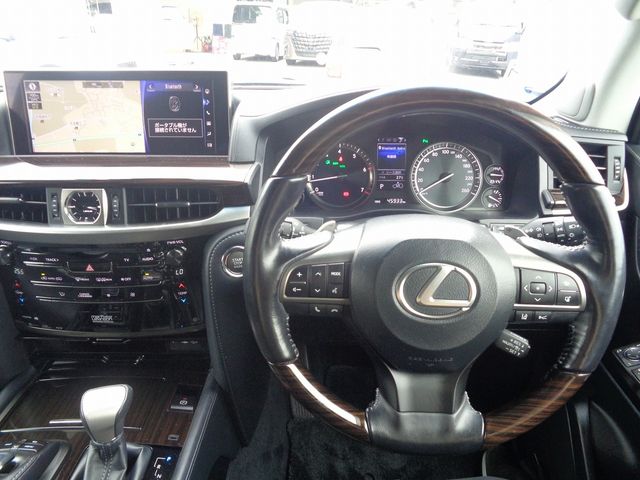 TOYOTA LEXUS LX570 AWD 2018