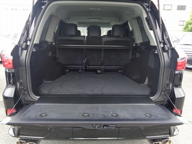 TOYOTA LEXUS LX570 AWD 2018