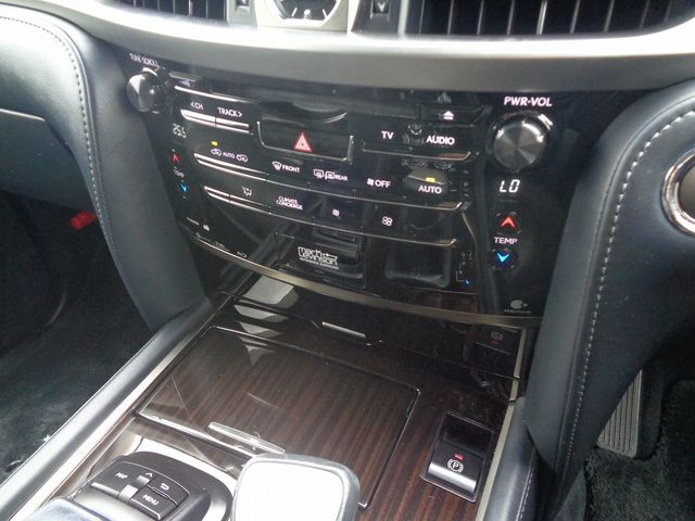 TOYOTA LEXUS LX570 AWD 2018