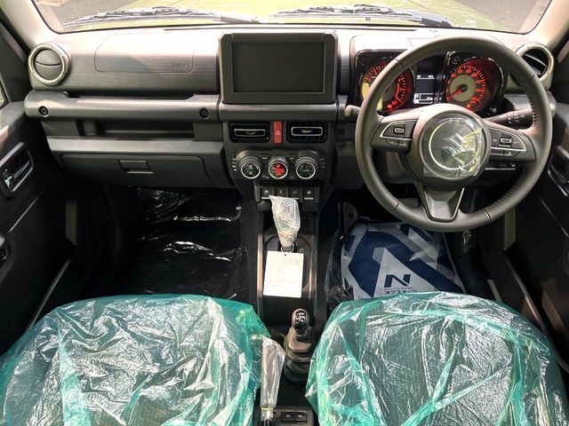 SUZUKI JIMNY NOMADE 2025