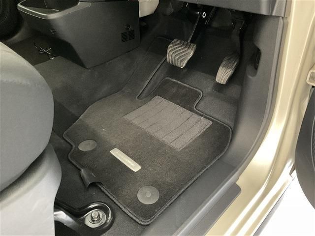 MITSUBISHI ek X EV 2023