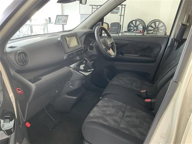 MITSUBISHI ek X EV 2023