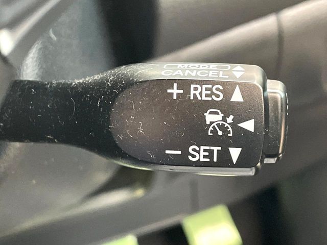 TOYOTA HARRIER 2WD 2014