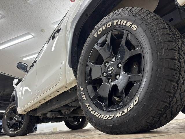 TOYOTA HILUX 4WD 2020