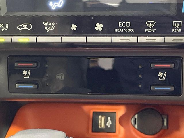 TOYOTA RAV4 4WD 2023