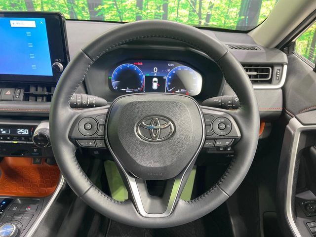 TOYOTA RAV4 4WD 2023