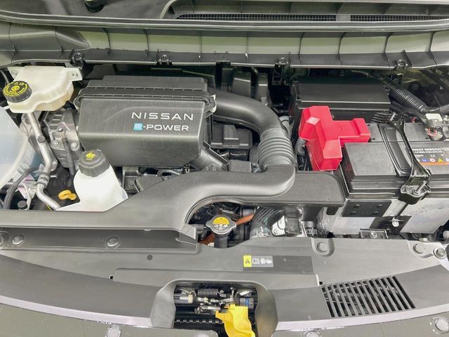 NISSAN SERENA  WG 2024