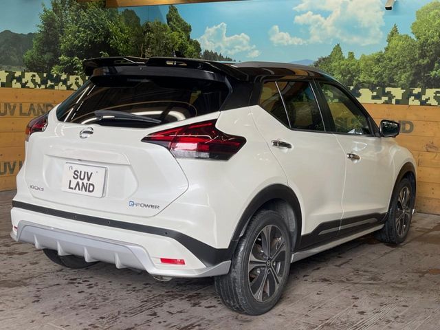 NISSAN KICKS 2021