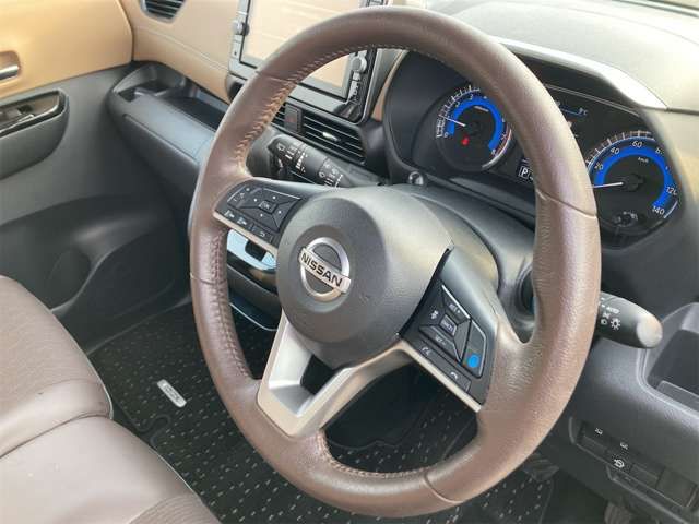 NISSAN ROOX 4WD 2021