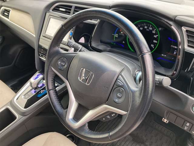 HONDA SHUTTLE HYBRID 4WD 2016