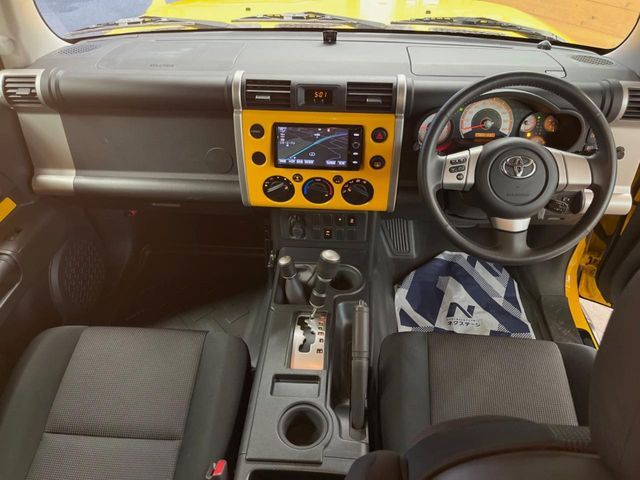 TOYOTA FJ CRUISER 4WD 2014