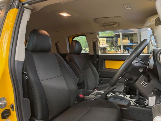 TOYOTA FJ CRUISER 4WD 2014