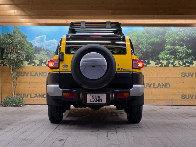 TOYOTA FJ CRUISER 4WD 2014