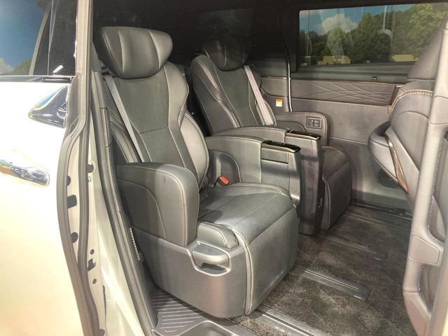 TOYOTA ALPHARD hybrid 2024