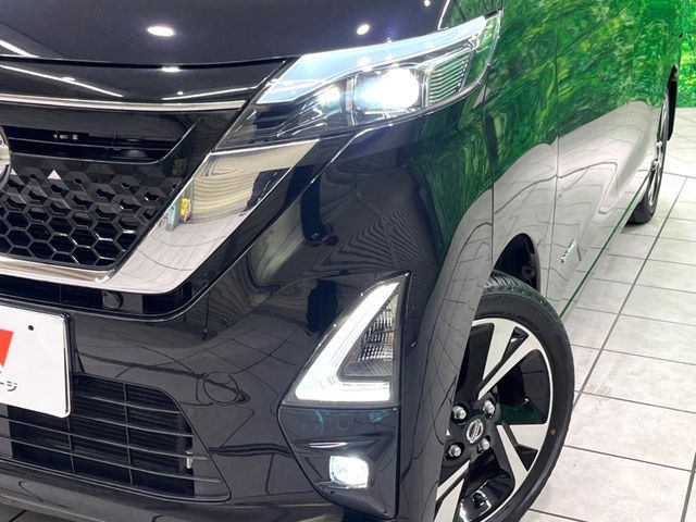 NISSAN ROOX 2023