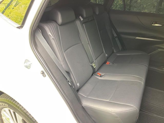 TOYOTA HARRIER 2WD 2024