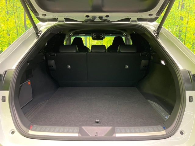 TOYOTA HARRIER 2WD 2024