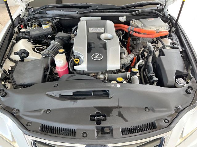 TOYOTA LEXUS IS300h 2013