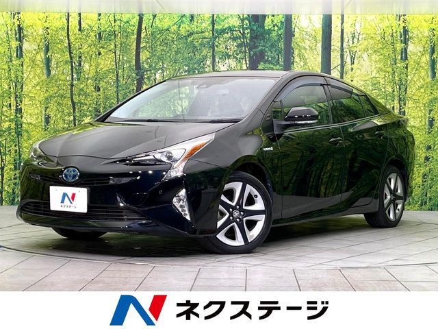 TOYOTA PRIUS 4WD 2018