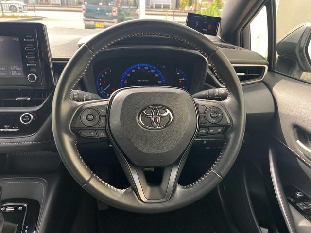 TOYOTA COROLLA TOURING HYBRID 2022