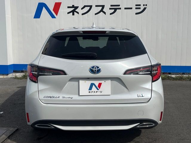 TOYOTA COROLLA TOURING HYBRID 2022