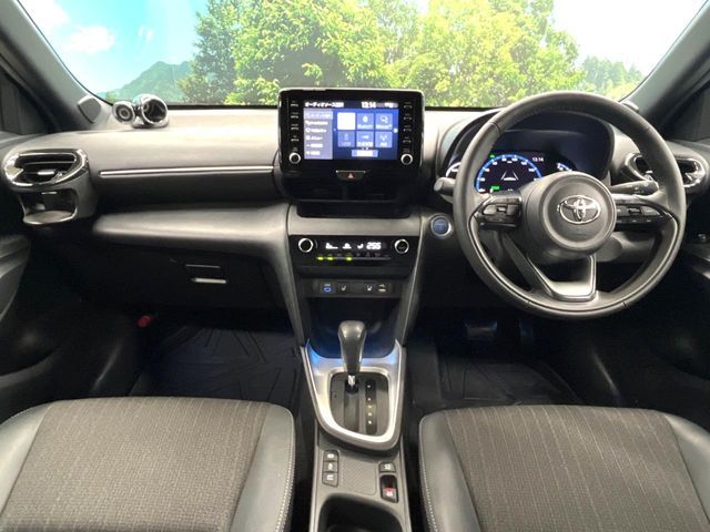 TOYOTA YARIS CROSS HYBRID 2023