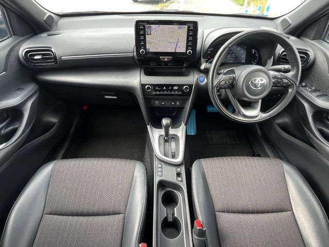 TOYOTA YARIS CROSS HYBRID 2023