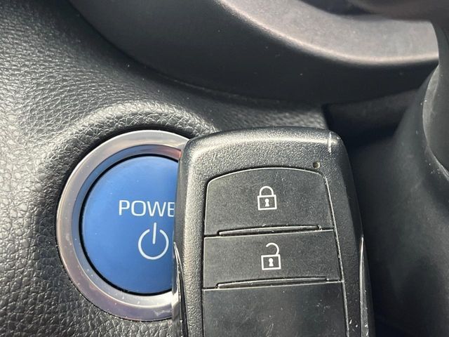 TOYOTA YARIS CROSS HYBRID 2023