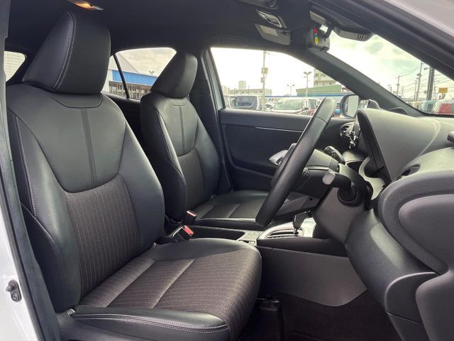 TOYOTA YARIS CROSS HYBRID 2023