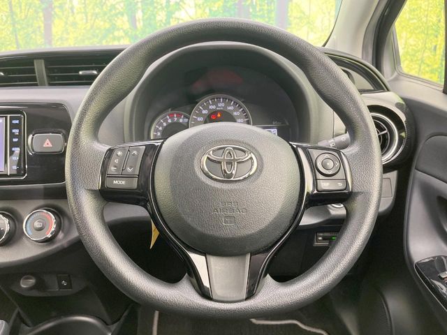 TOYOTA VITZ 2020