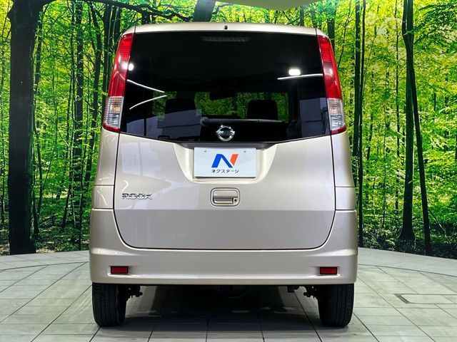 NISSAN ROOX 4WD 2012