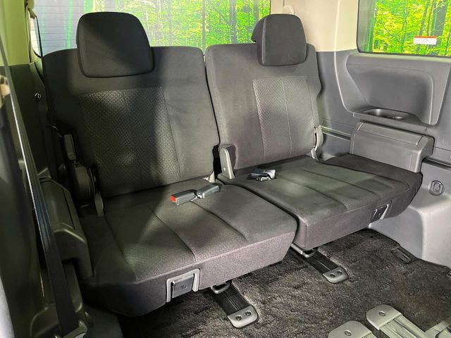 MITSUBISHI DELICA D:5 4WD 2016