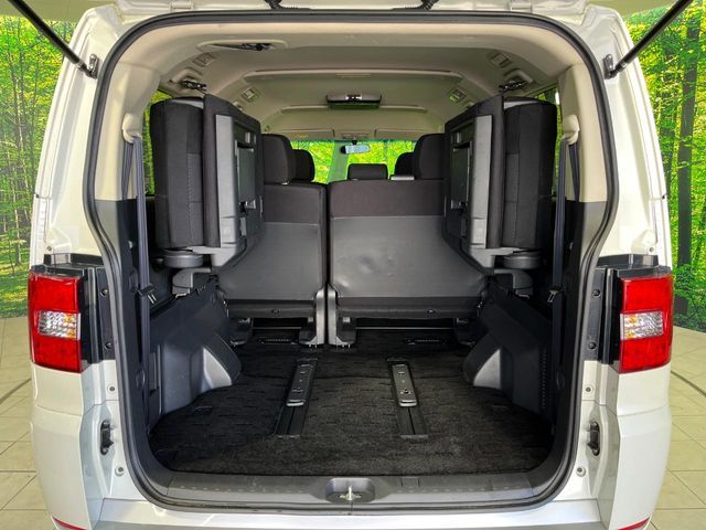 MITSUBISHI DELICA D:5 4WD 2016