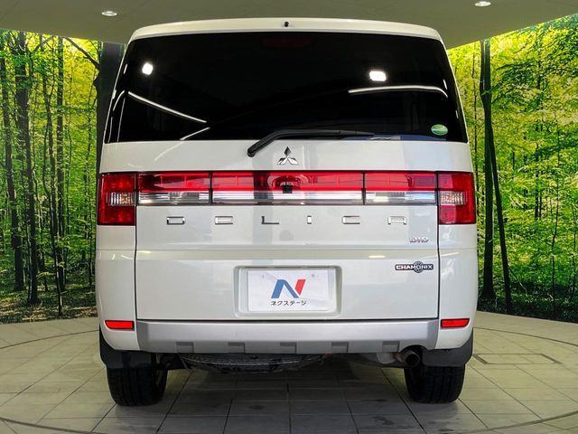 MITSUBISHI DELICA D:5 4WD 2016