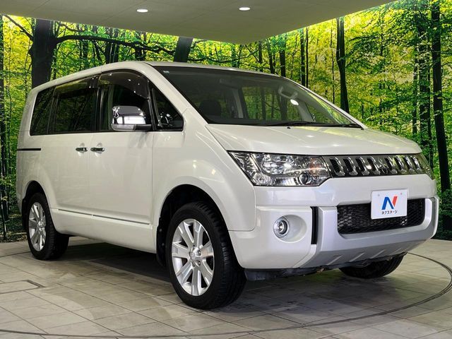 MITSUBISHI DELICA D:5 4WD 2016