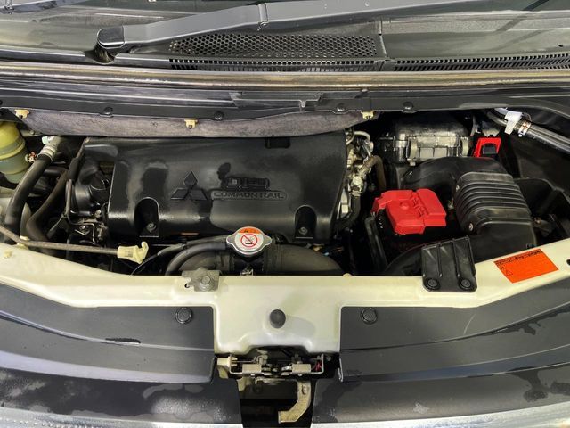 MITSUBISHI DELICA D:5 4WD 2016