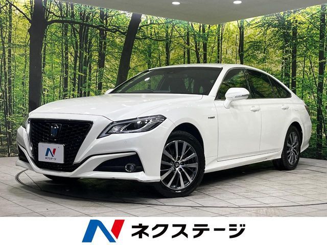 TOYOTA CROWN sedan hybrid 4WD 2018