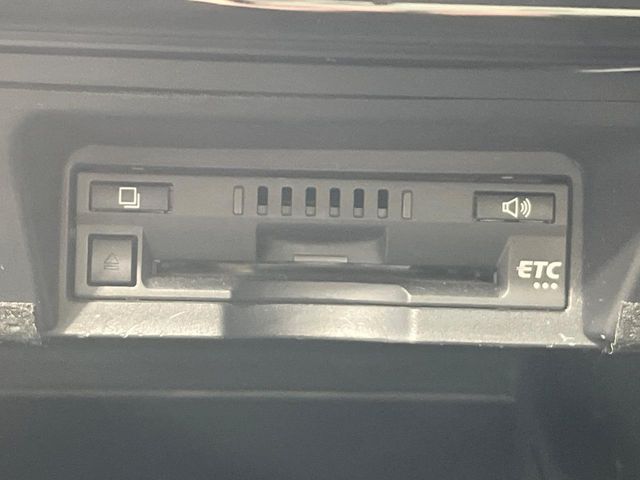 TOYOTA CROWN sedan hybrid 4WD 2018