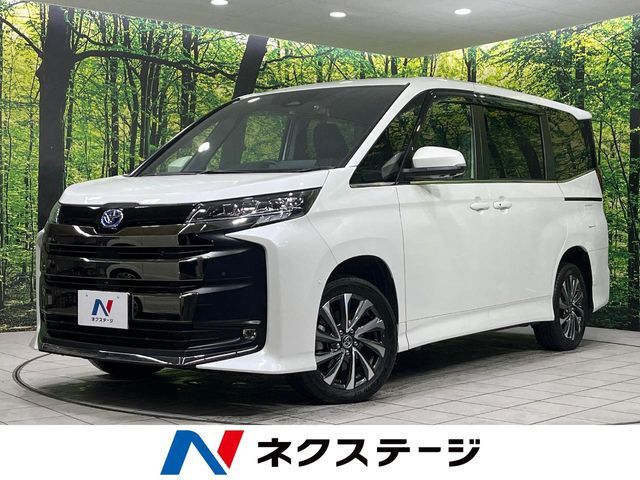 TOYOTA NOAH HYBRID 4WD 2023