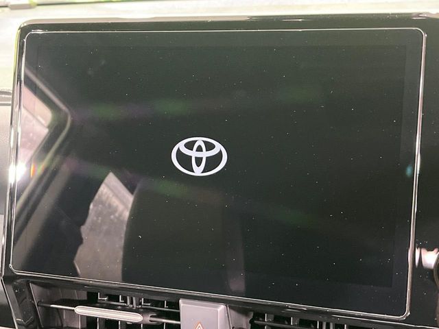 TOYOTA NOAH HYBRID 4WD 2023